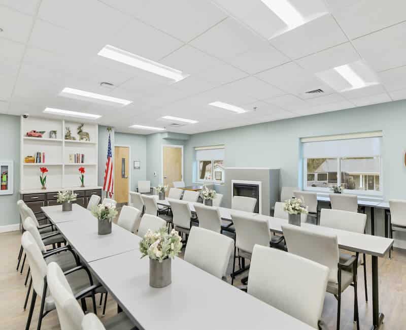 Barnesville Manor dining room