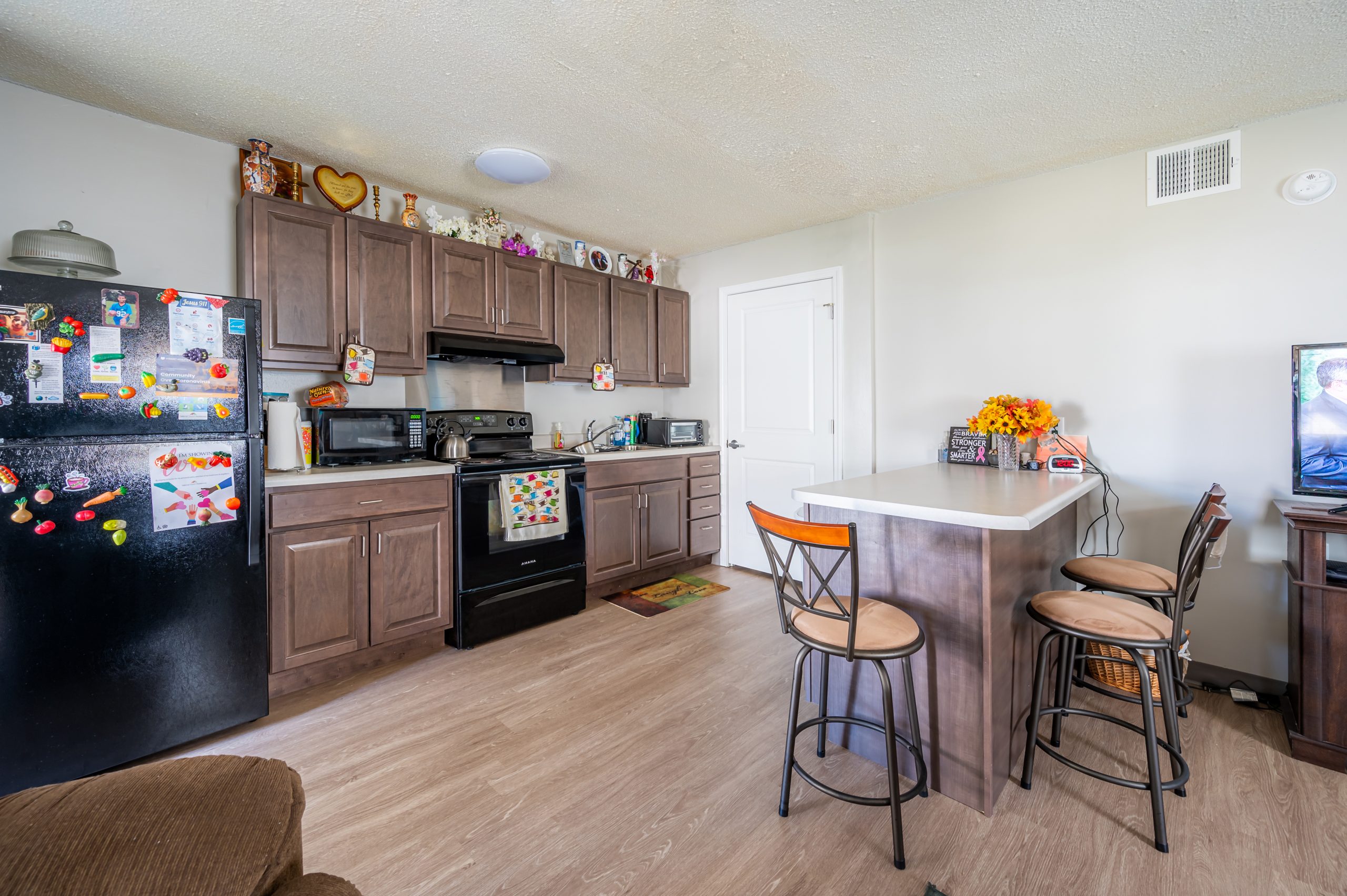 A kitchen in Gregg Court Apartments